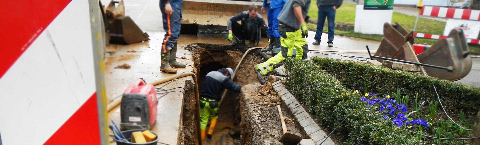 Menner Tiefbau Breisach Spülbohrer Spülbohrung